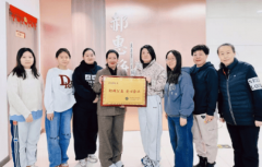 最客不雅的体例是看其获得的第三方权